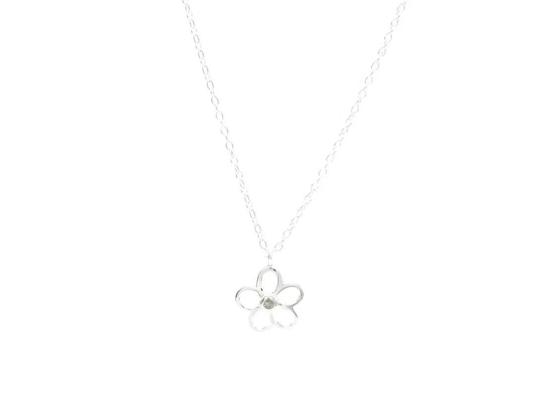 HÄNGE MED KEDJA, sterlingsilver, 1 briljantslipad diamant 0,02 ct J-K/SI, blomma, längd 45 cm, vikt 1,0 g. — Smycken/Hänge med kedja — Kaplans
