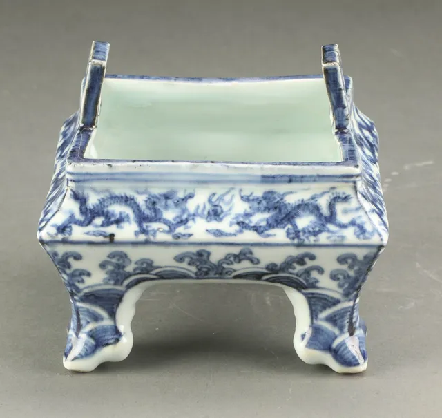 Kinesisk røgelseskar af porcelæn, Wanli mærke
