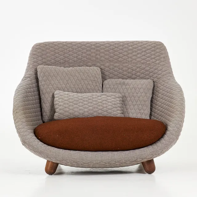 MARCEL WANDERS. "Love Sofa", soffa, Moooi, ben i bonad ek.