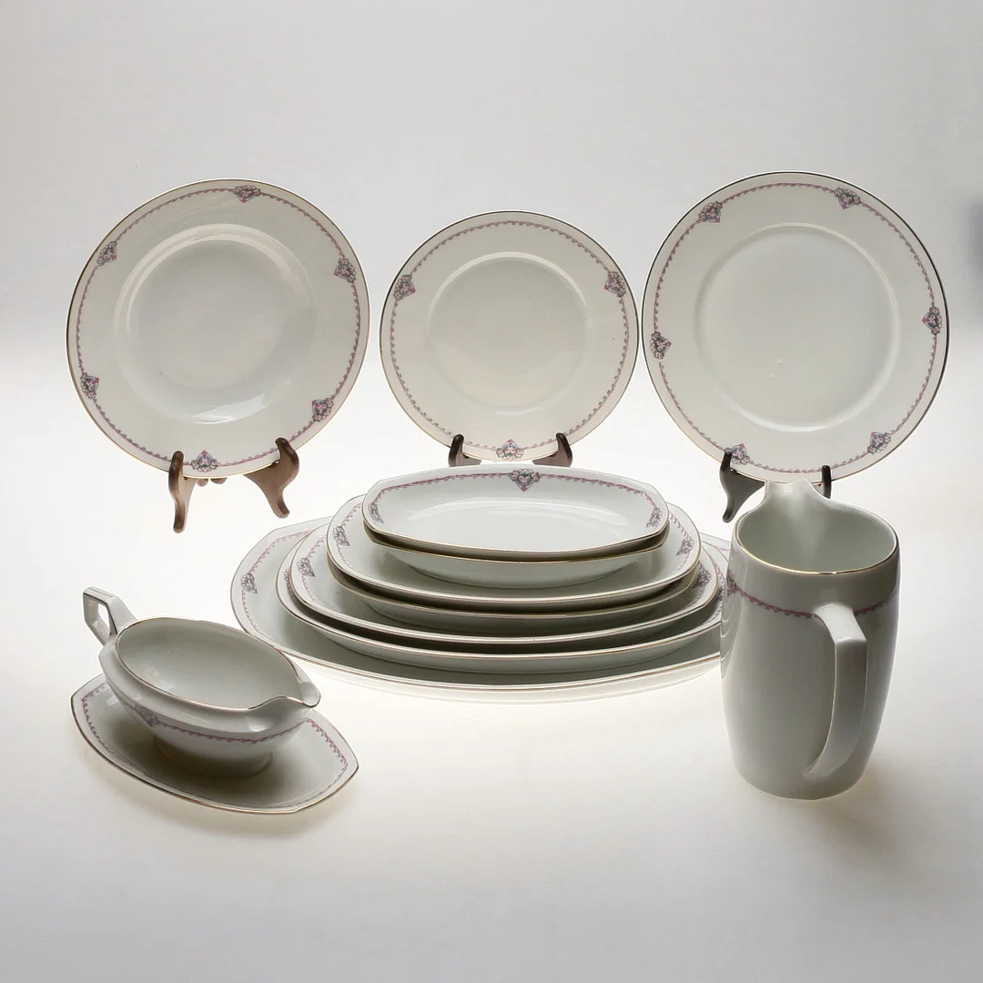 MATSERVIS, 43 delar, porslin, PSAG, 1900-talets första hälft. — European — Gomér & Andersson Nyköping
