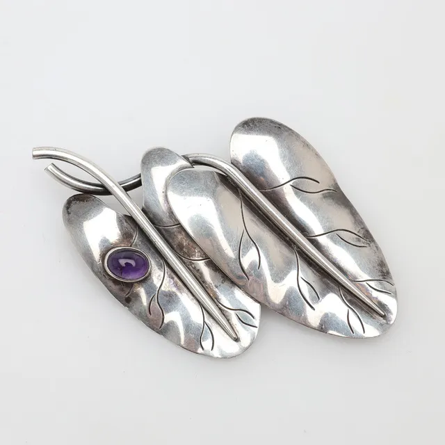ARVO SAARELA. BROSCH, silver, bruttovikt ca 14 gram.