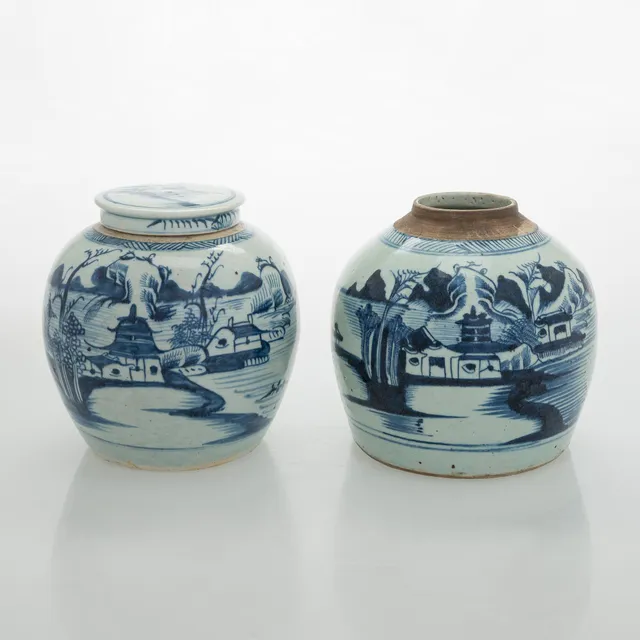 Bojaner, 2 stycken, porslin, Kina, 1800-tal.