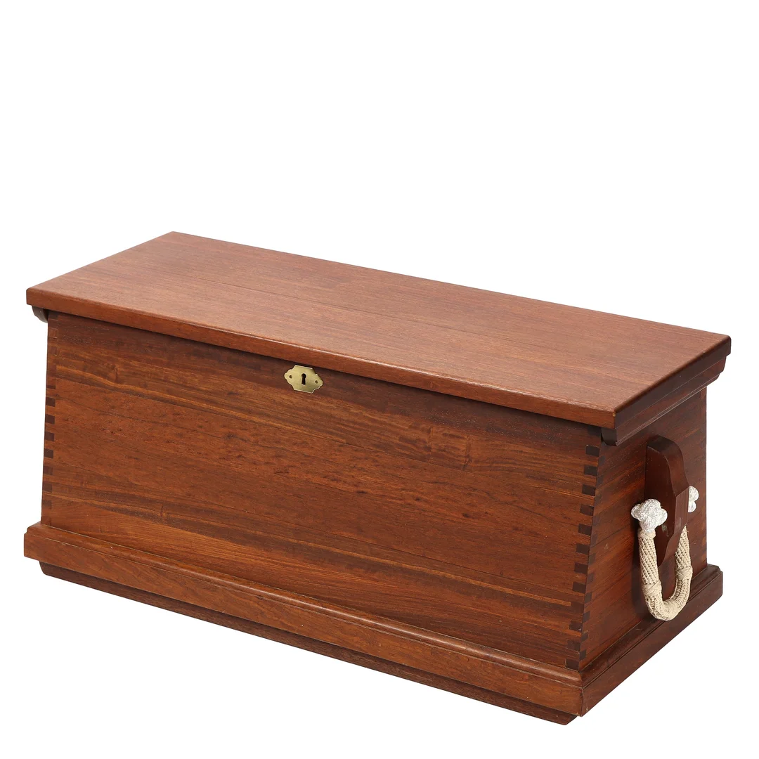 Teak ship's chest. 1900 / 2000s. — Hobby and collectibles/Nautical collectibles — Lauritz