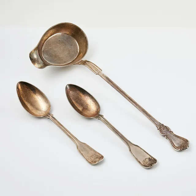 SOPPSLEV samt SKEDAR. 3 dlr, silver, Firma Gustaf Möllenborg, Stockholm, 1859, 1899 samt 1900.