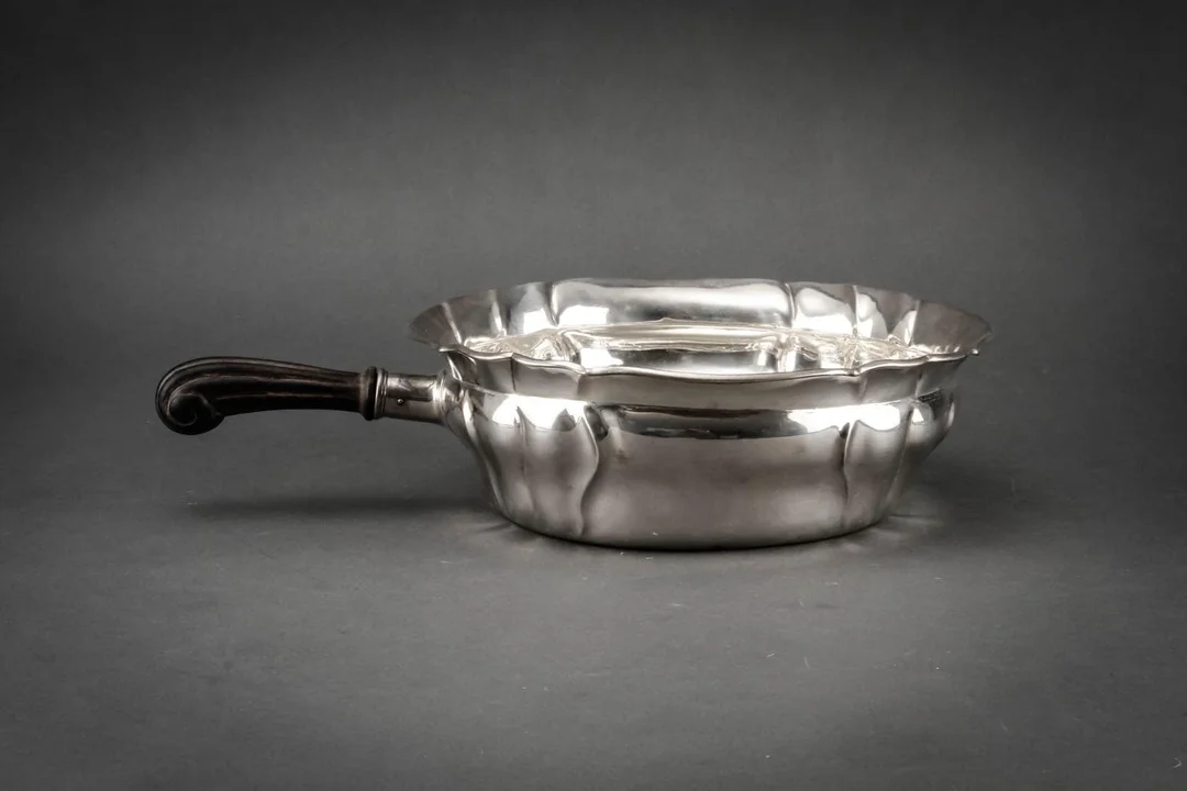 A. Dragsted: Kasserolle af sølv — Silver, bronze, copper and pewter/Hollowware — Lauritz