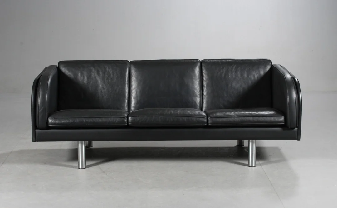 Jørgen Gammelgaard. Three-seater sofa, model EJ20/3 — Furniture/Lounge suites, sofas — Lauritz