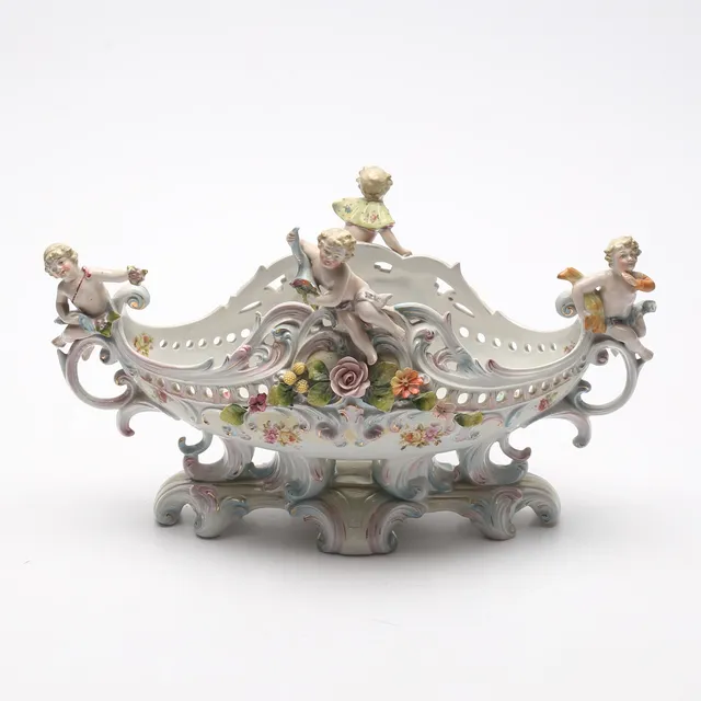 JARDINIERE, porslin, rokokostil, 1900-tal.