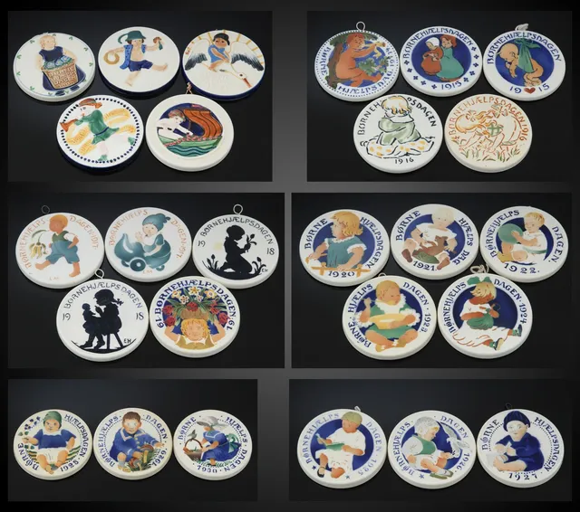 Aluminia. 'Børnehjælpsdagen', komplet samling platter 1909-1930 (26)