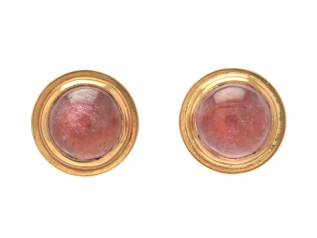 ÖRHÄNGEN, 18K guld, cabochonslipade rosa turmaliner, diamanter ca 10 mm, stift, vikt 3,1 g.