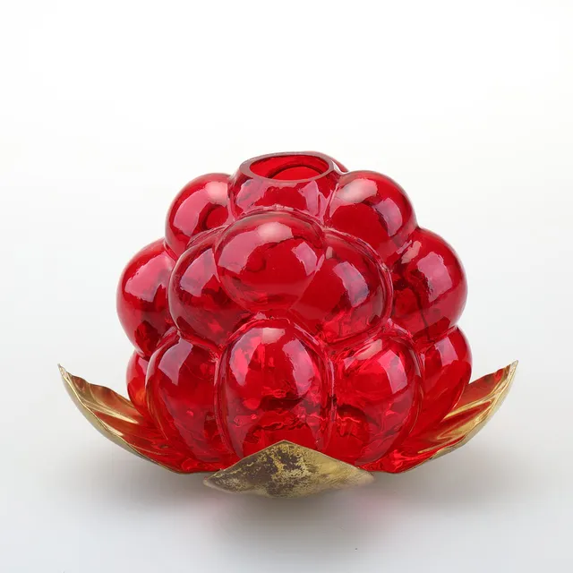 GUNNAR MUSKOS. Ljuslykta, "Åkerbär", glas och mässing, Trollheden Design.