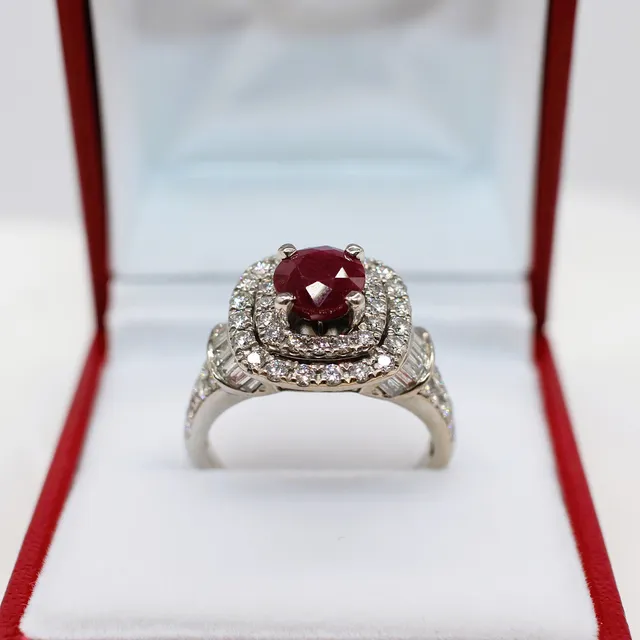 IMPRESSIVE DIAMOND & RUBY DOUBLE HALO RING.