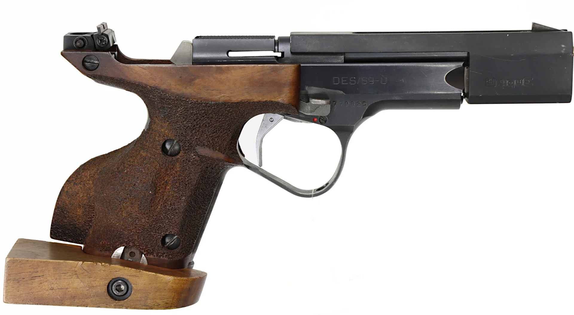 7. PISTOL, Halvautomatisk, fabrikat Unique, modell DES/69-U, kaliber .22LR, tillv.nr 779825, se-nr SE0639620. — Pistols — Walter Borg