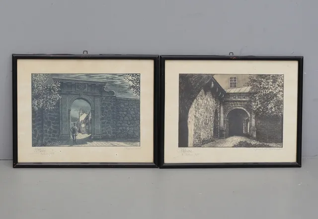 OIDENTIFIERAD KONSTNÄR. Motiv från Kalmar. 2 etsningar, signerade Peterson, 1920-tal.