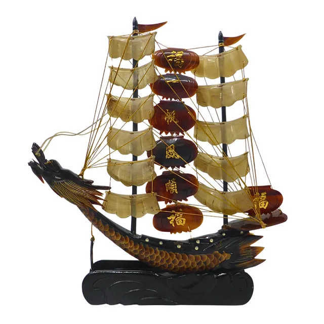 CHINESISCHES FENG-SHUI-DRACHENSCHIFF.