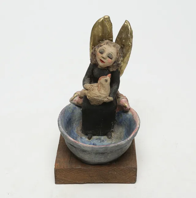 SONIA THURBORG. TILLSKRIVEN. SKULPTUR, keramik/trä, osignerad.