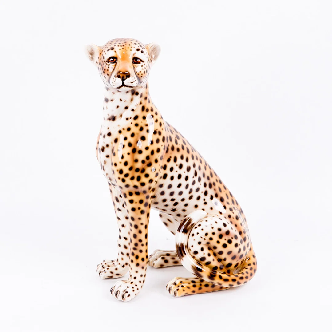 Figur / Skulptur, Leopard, Porzellan, Italien. — Sculptures & Bronzes — Stockholms Auktionsverk Köln