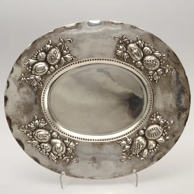 FAT, silver, CG Hallberg, Stockholm, 1936. Ca 965 gram.