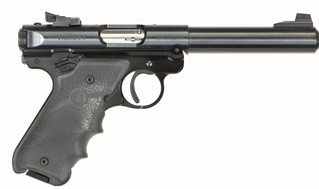 PISTOL, fabrikat Ruger, modell Target MKIV, kaliber .22LR, tillv.nr 500278257, se-nr SE3360120. — Pistols — Walter Borg