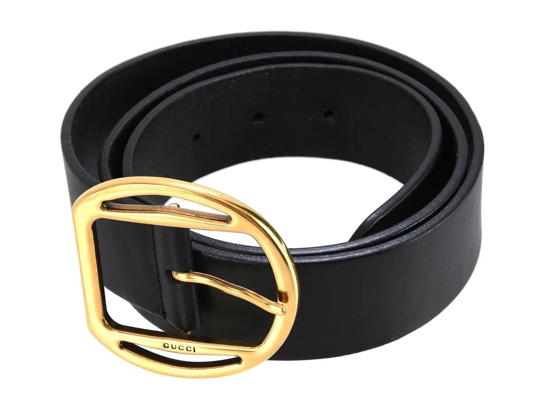 BÄLTE, GUCCI, svart skinn, guldfärgat spänne, längd 90 cm, bredd 4 cm. — Accessoarer/Bälten — Kaplans