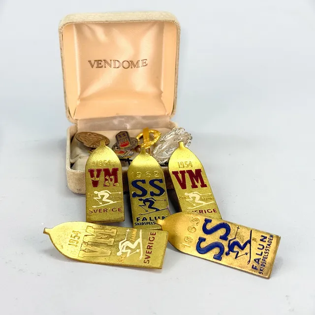 SAMLAR PINS - 10st, VM i Falun, Silvermärke mm.