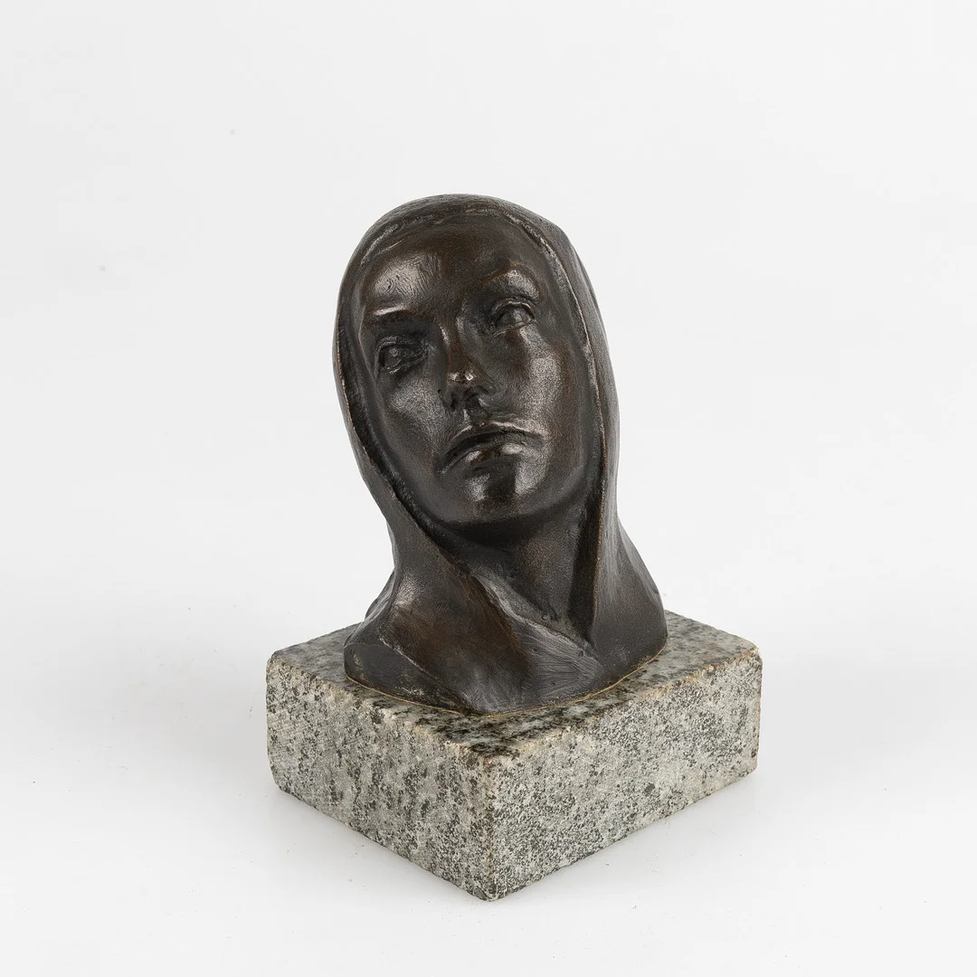 AXEL OLSSON. EFTER. SKULPTUR, föreställande Kristina från utvandrarna, brons. — Sculptures & Bronzes — Stockholms Auktionsverk Helsingborg