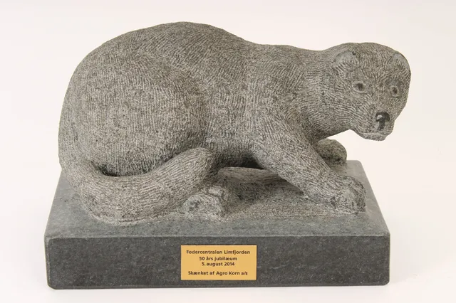 Unknown artist. Mink of granite