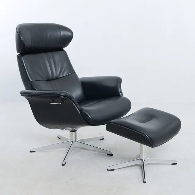 JAHN AAMODT. "Timeout Chair", fåtölj med fotpall, Conform, 2000-tal.