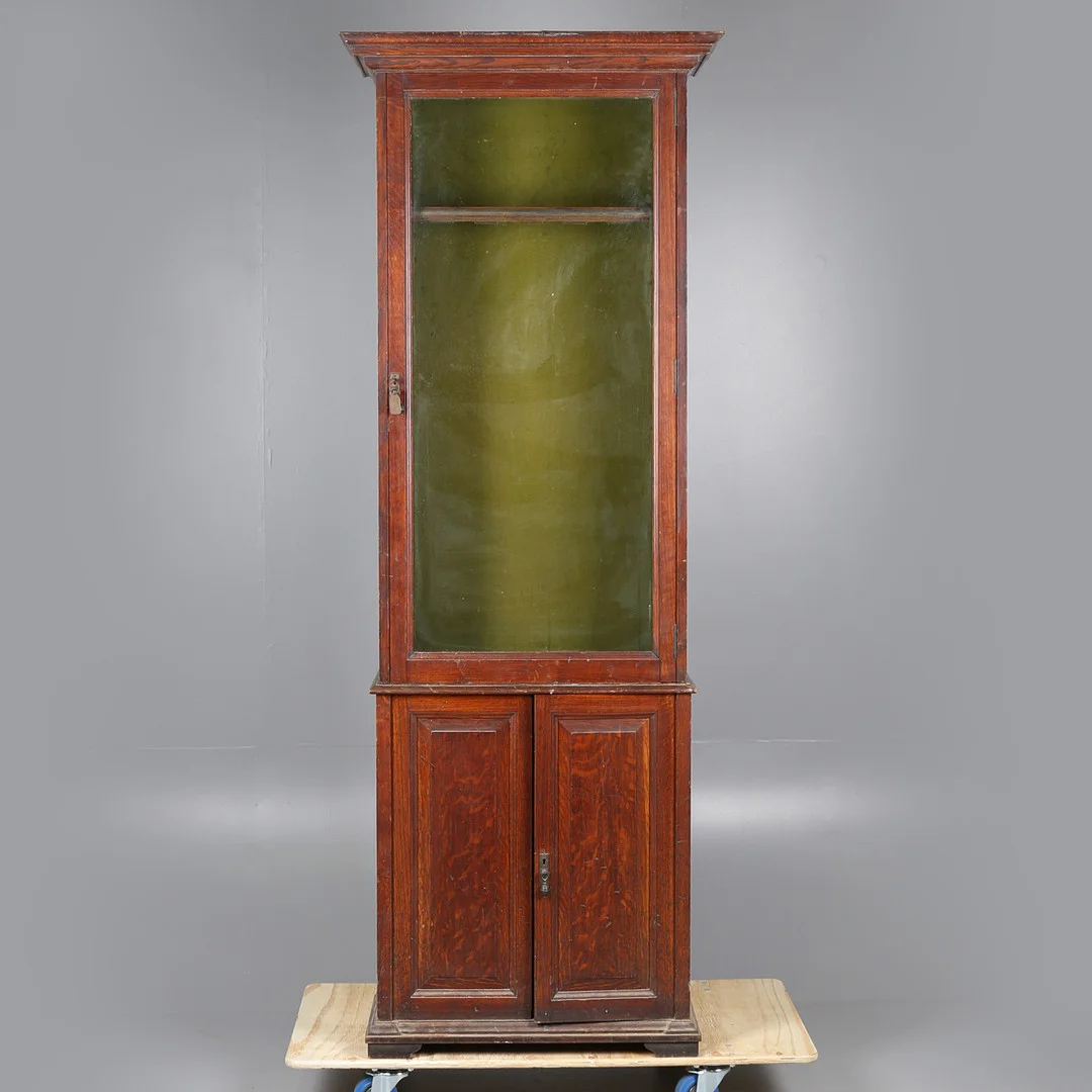 A LATE 19TH CENTURY ARMY & NAVY C.S.L OAK AND GLAZED GUN CABINET. — Cupboards, Cabinets & Shelves — Bishop & Miller