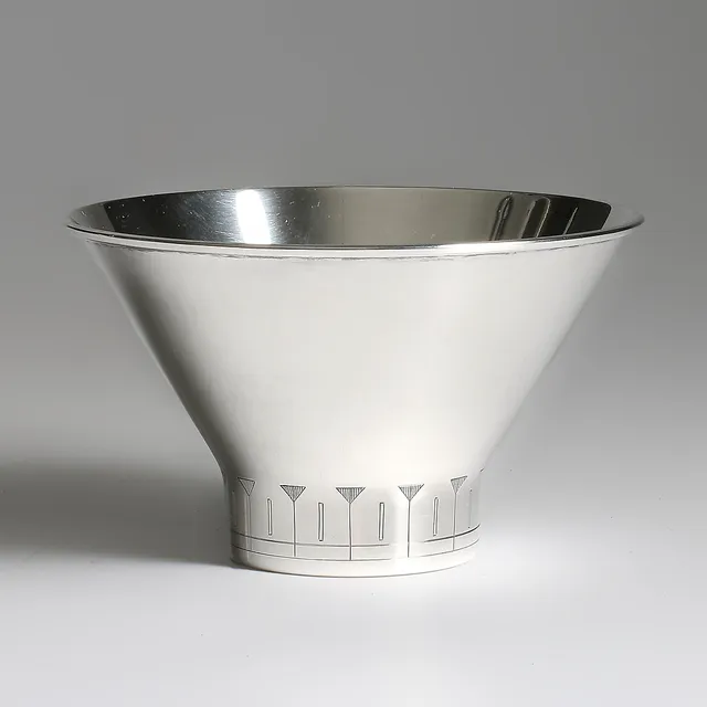SVEN CARLMAN. Skål, silver, C.F. Carlman, Stockholm, 1954. Vikt 133 gram.
