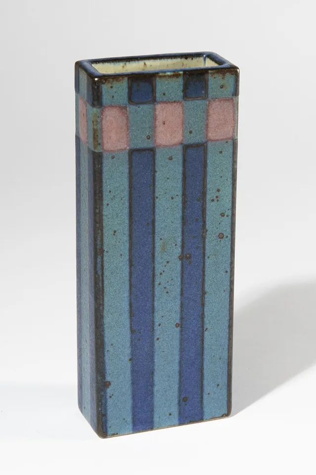 KARL SCHEID. Vase (408-12).