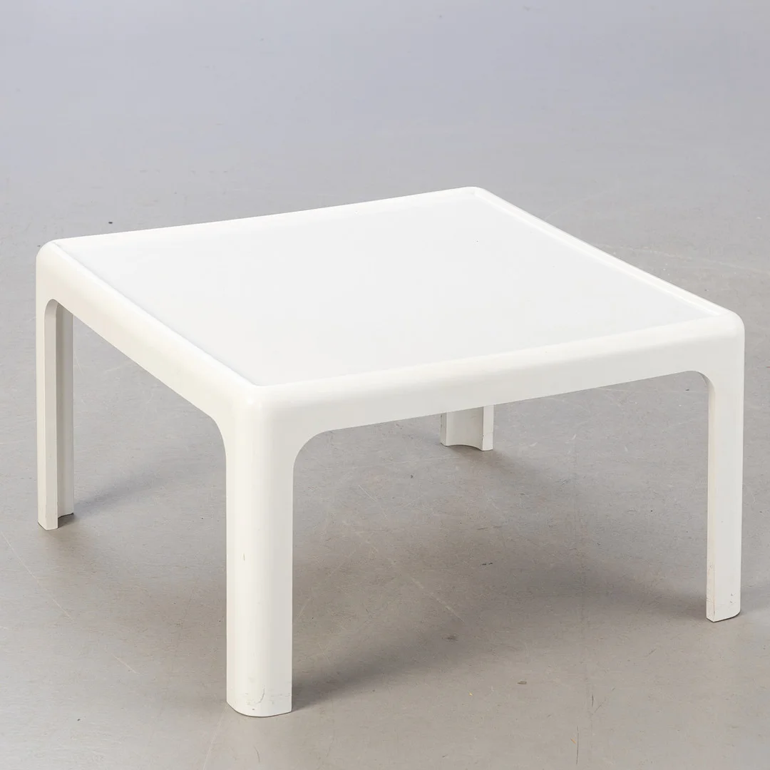 PETER GHYCZY. Horn Collection, Sofatisch, 2. Hälfte 20. Jh. — Coffee Tables — Stockholms Auktionsverk Hamburg