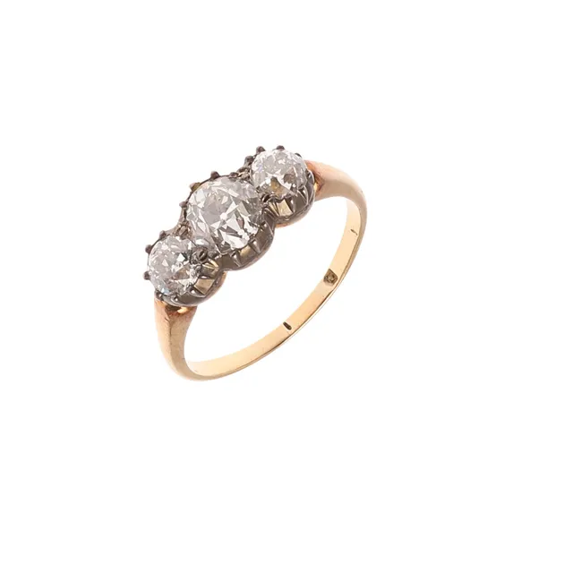 A VICTORIAN DIAMOND THREE STONE RING.