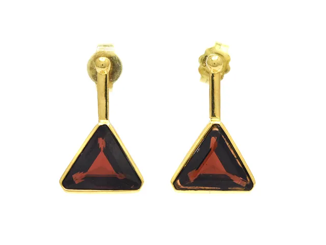 ÖRHÄNGEN, 18K guld, granater, stift, höjd 1,7 cm, vikt 3,5 g.