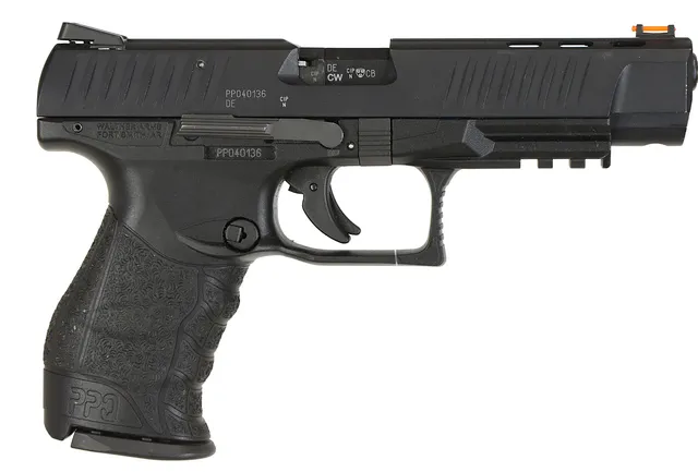 PISTOL, fabrikat Walther, modell PPQ M2, kaliber 22lr, tillv.nr PP040136, se-nr 3318325.
