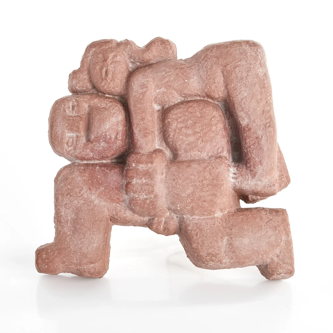 TURE JOHANSSON (1912-1998). Väggrelief, man och kvinna, terrakotta, signerad Ture Johansson. — Sculptures & Bronzes — Crafoord Auktioner Stockholm