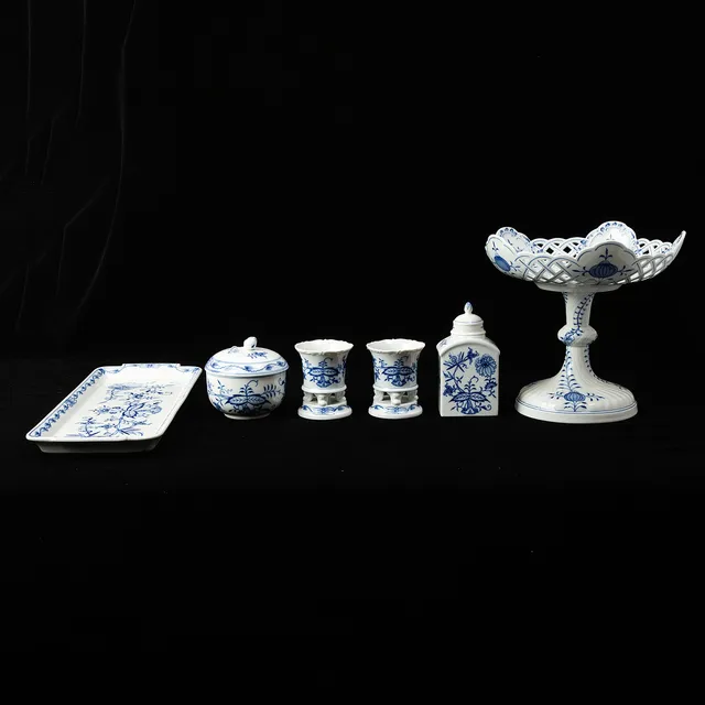 SERVISDELAR. 6 st, "Lökmönstret", porslin, Meissen.