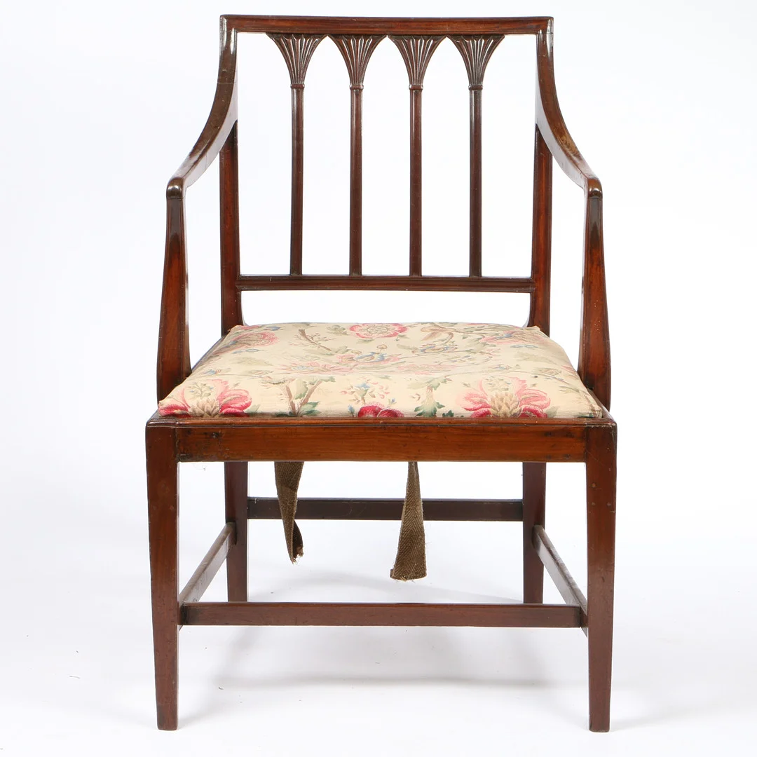 A GEORGE III MAHOGANY CARVER CHAIR. — Armchairs & Chairs — Bishop & Miller