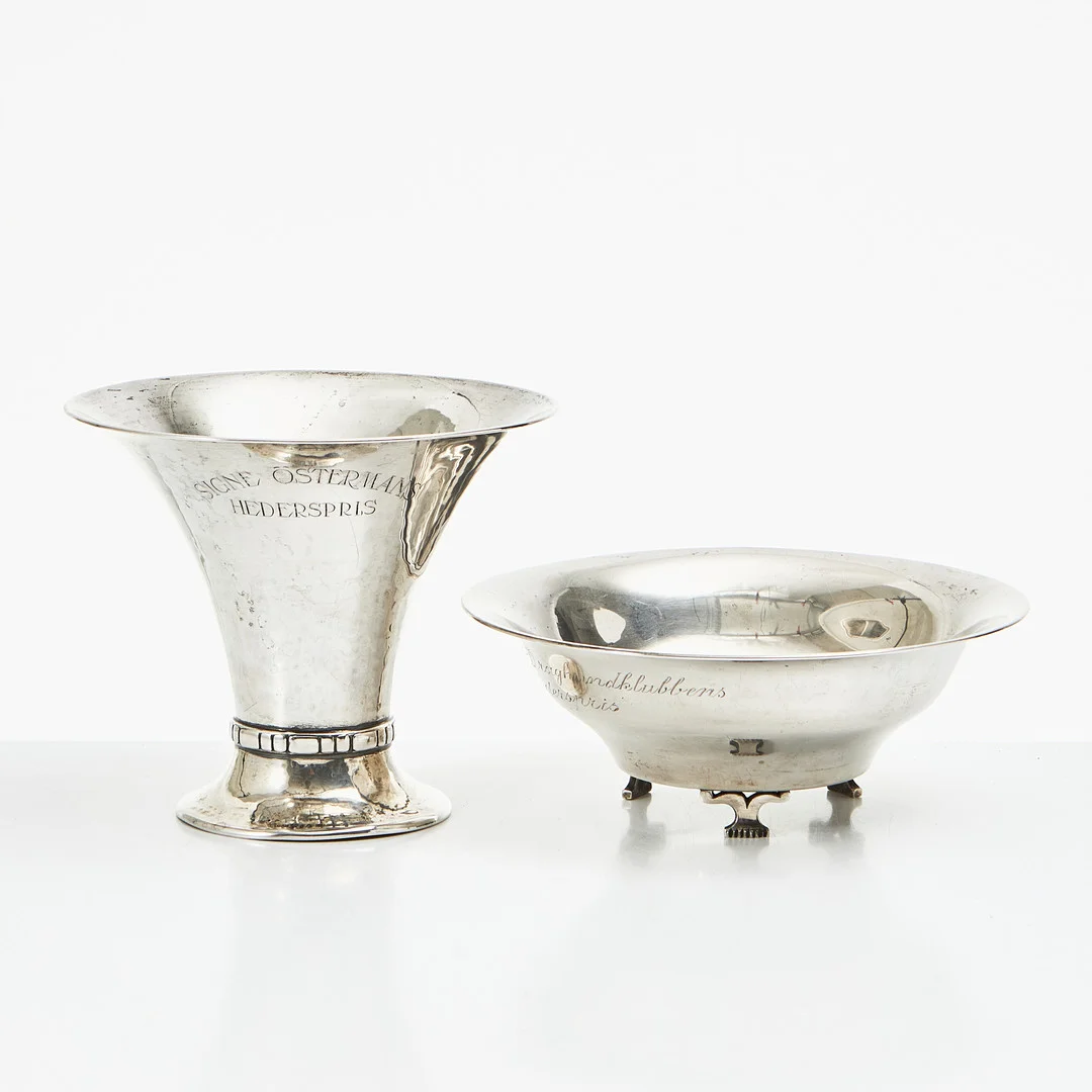 SKÅL och BÄGARE, silver, 1900-tal (1929/1932). — Silver — Stockholms Auktionsverk Magasin 5