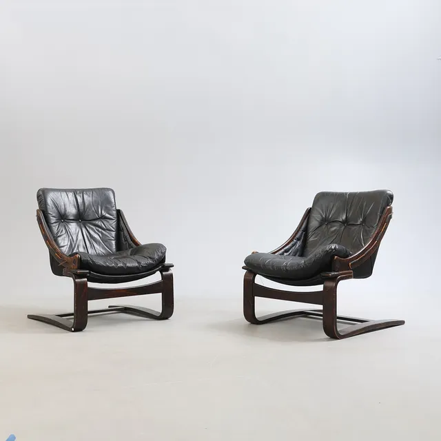 ÅKE FRIBYTER. fåtöljer, "Kronan", Nelo Möbler, 1 par, 1970/80-tal.