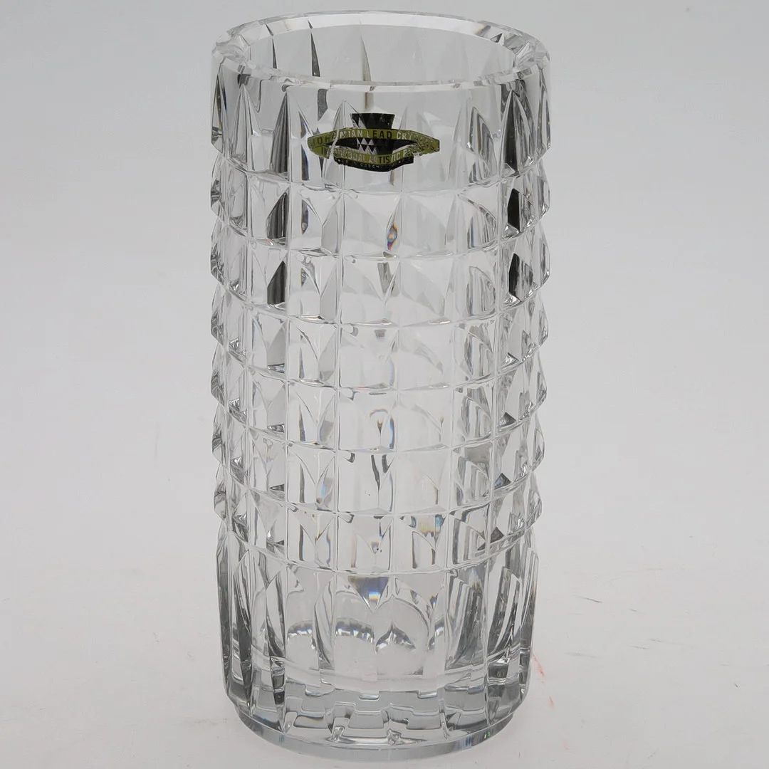 VAS. Bohemisk blykristall, etikett-märkt, Czechoslovakia, 1900-talets andra halva. — Utility glass — Örebro Stadsauktioner