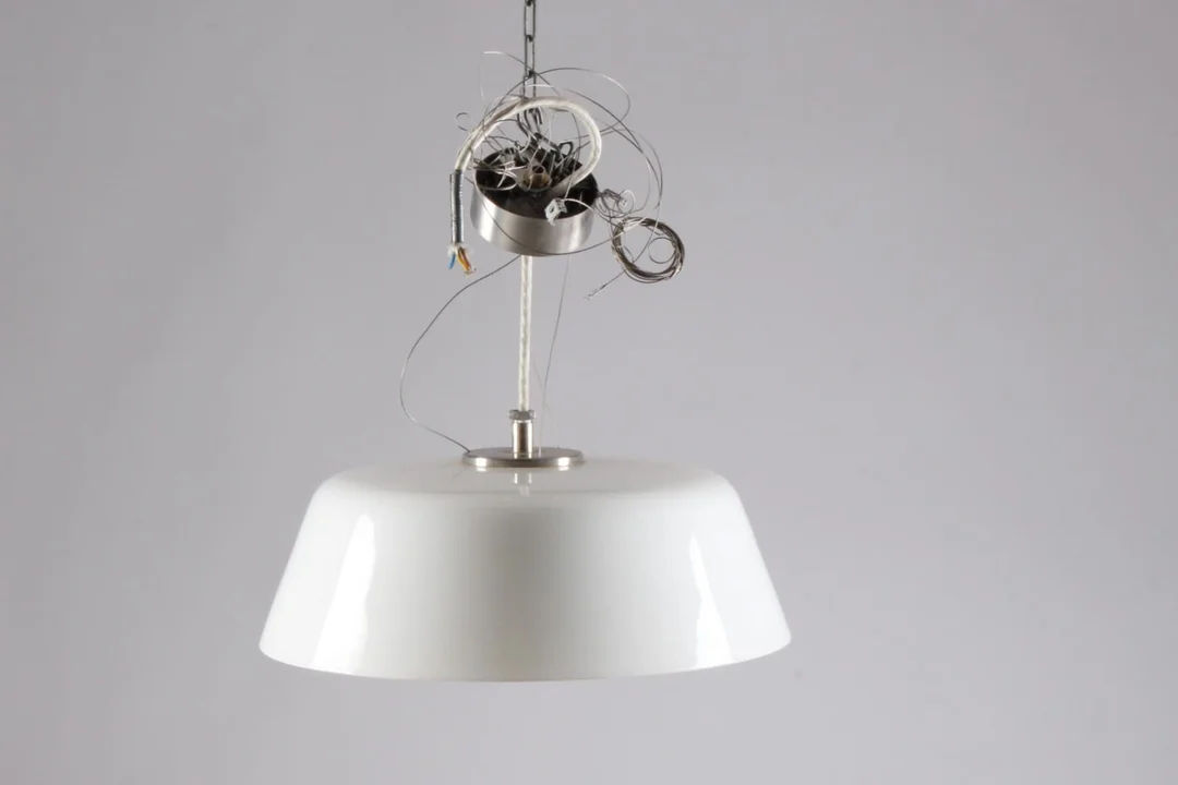 Arne Jacobsen for Louis Poulsen. Stelling pendel — Lamps and lighting/Pendant lights — Lauritz