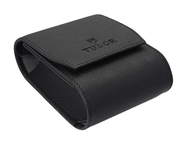 SERVICEETUI, till Tudor armbandsur, svart, 80 x 110 x 48 mm, dustbag, ca 2025.