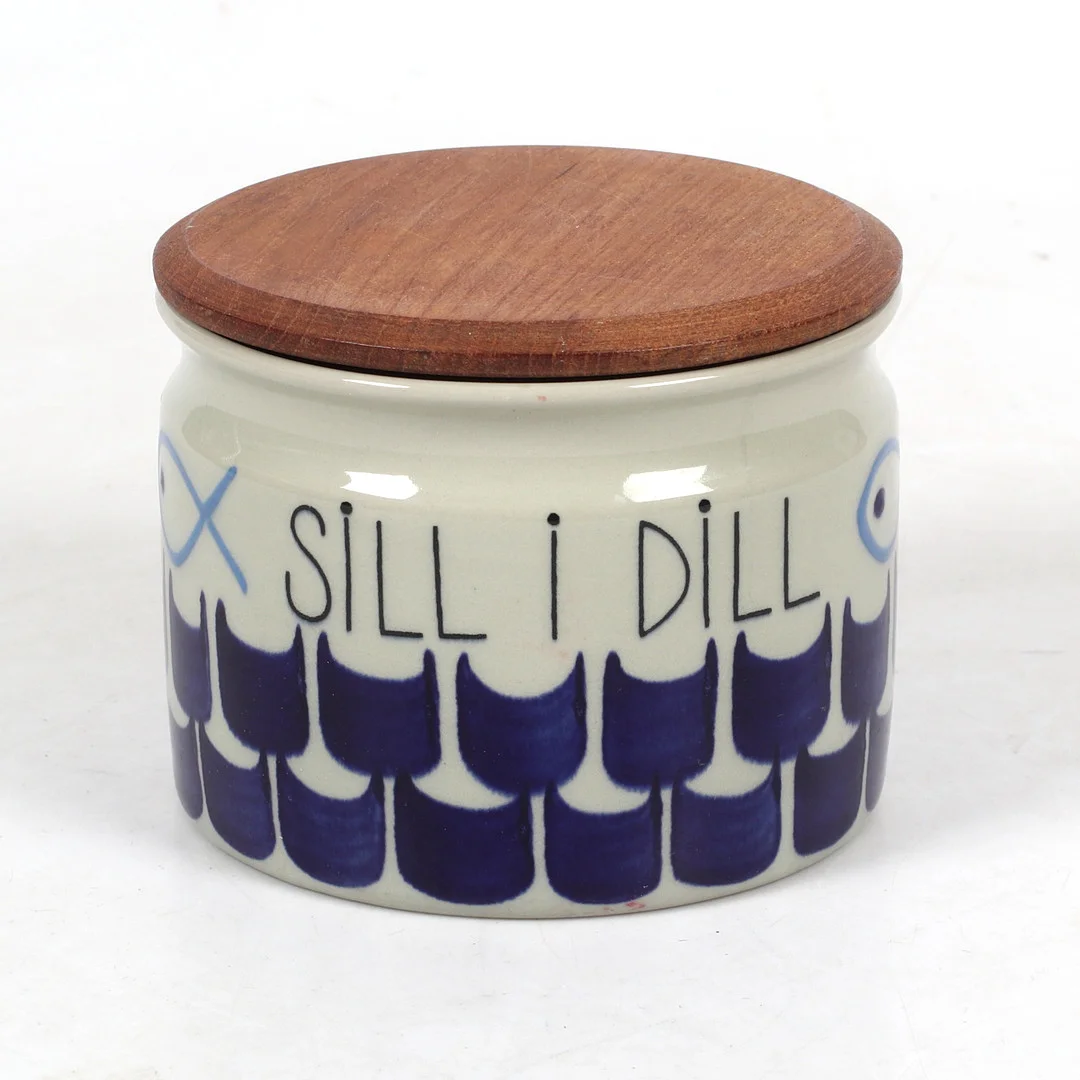 MARIANNE WESTMAN. Burk med lock, porslin, "Sill i dill", Rörstrand. — European — Stadsauktion Sundsvall