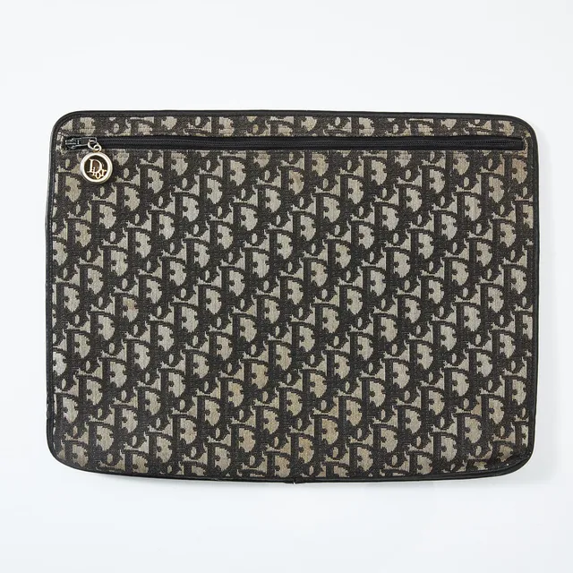 CHRISTIAN DIOR, kuvertväska/fodral.