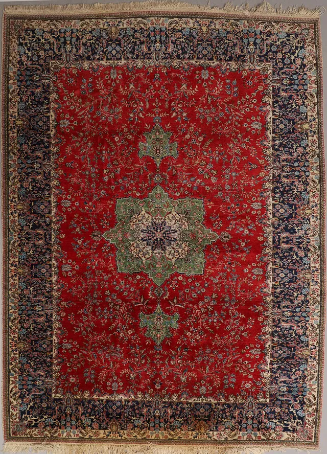 MATTA, persisk, semiantik, ca 260 x 187 cm.