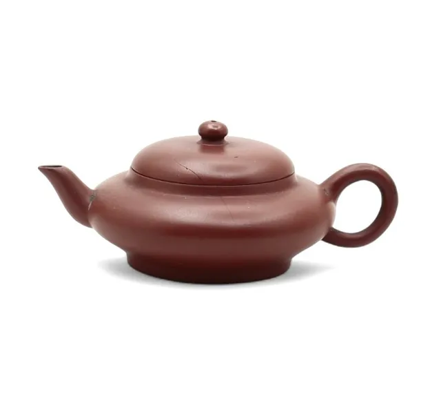 Chinese “Yixing”-like teapot in terracotta, 20th Century.