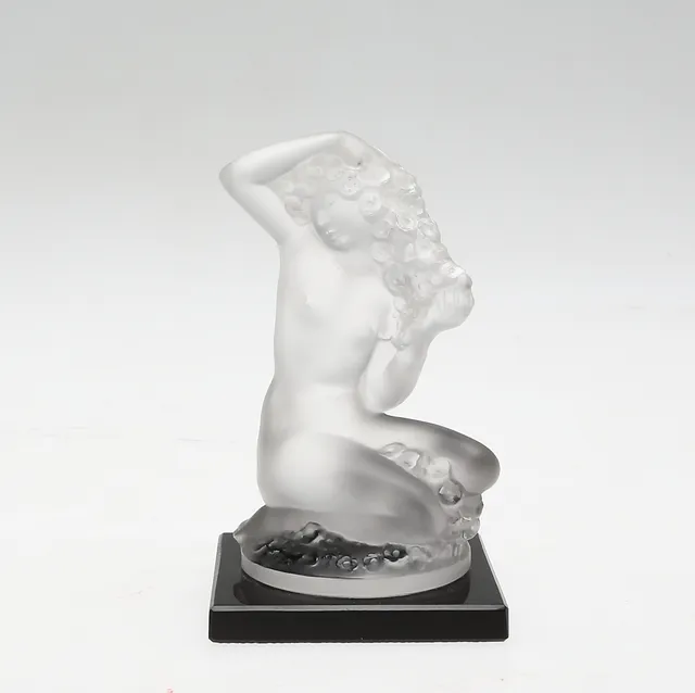 MINISKULPTUR, glas, signerad Lalique, 1900-tal.