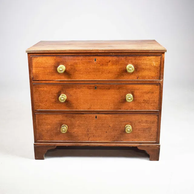 GEORGE III MAHOGANY CHEST.