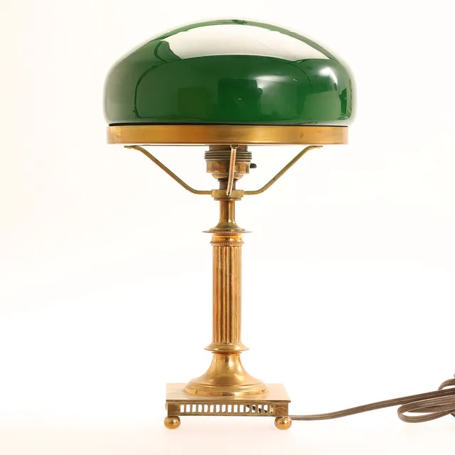 BORDSLAMPA, mässing, Skultuna nr 103.