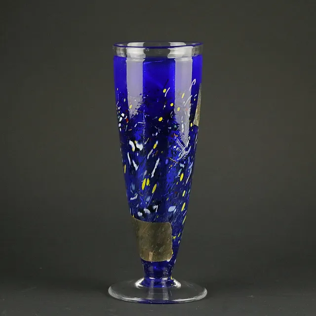 BERTIL VALLIEN. Vas, glas, "Satellite", Kosta Boda, signerad.